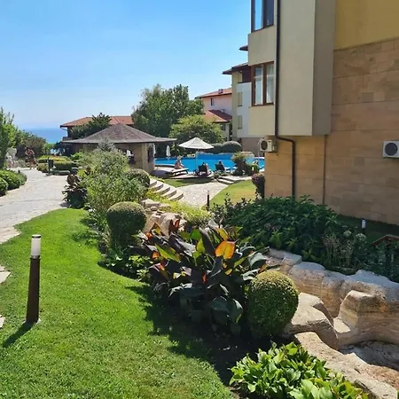 Garden Of Eden Apartment