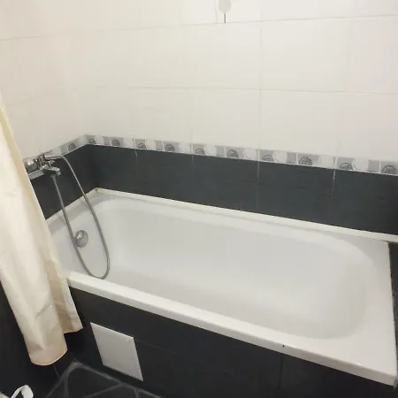 Apartment Garden Of Eden